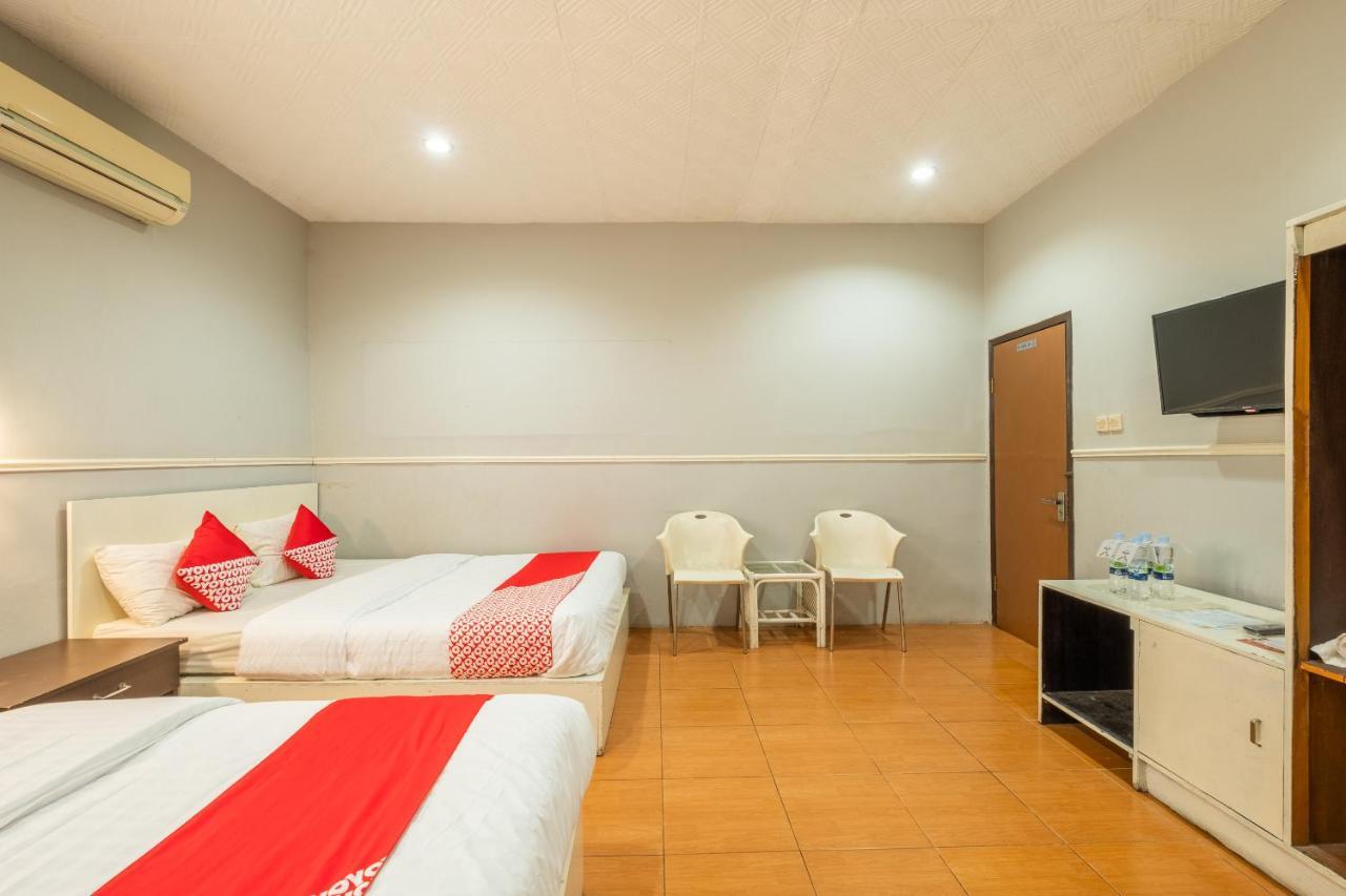 Oyo 1444 Patradissa Stasiun Bandung Hotel Экстерьер фото