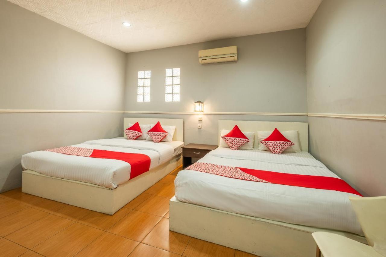 Oyo 1444 Patradissa Stasiun Bandung Hotel Экстерьер фото