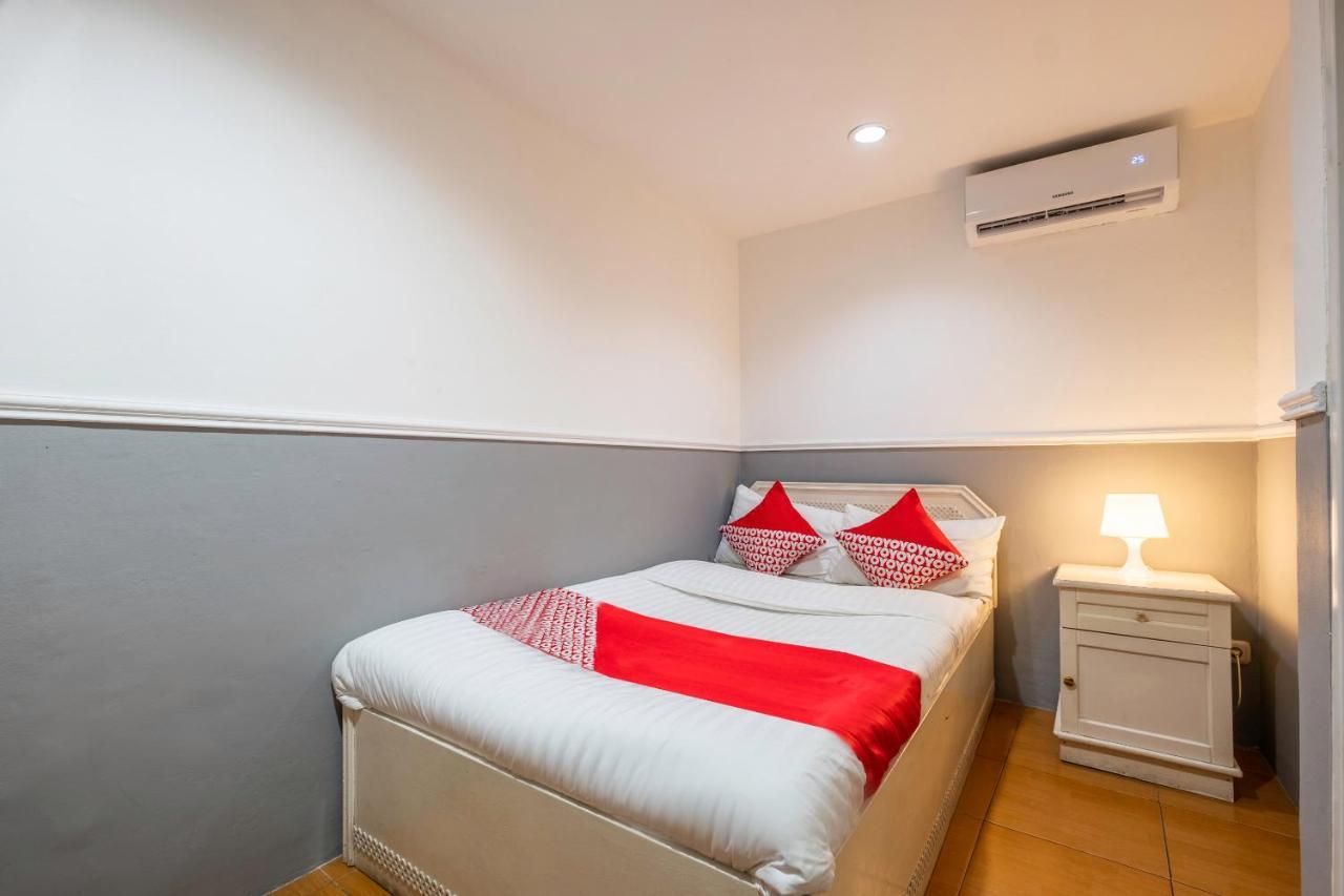 Oyo 1444 Patradissa Stasiun Bandung Hotel Экстерьер фото